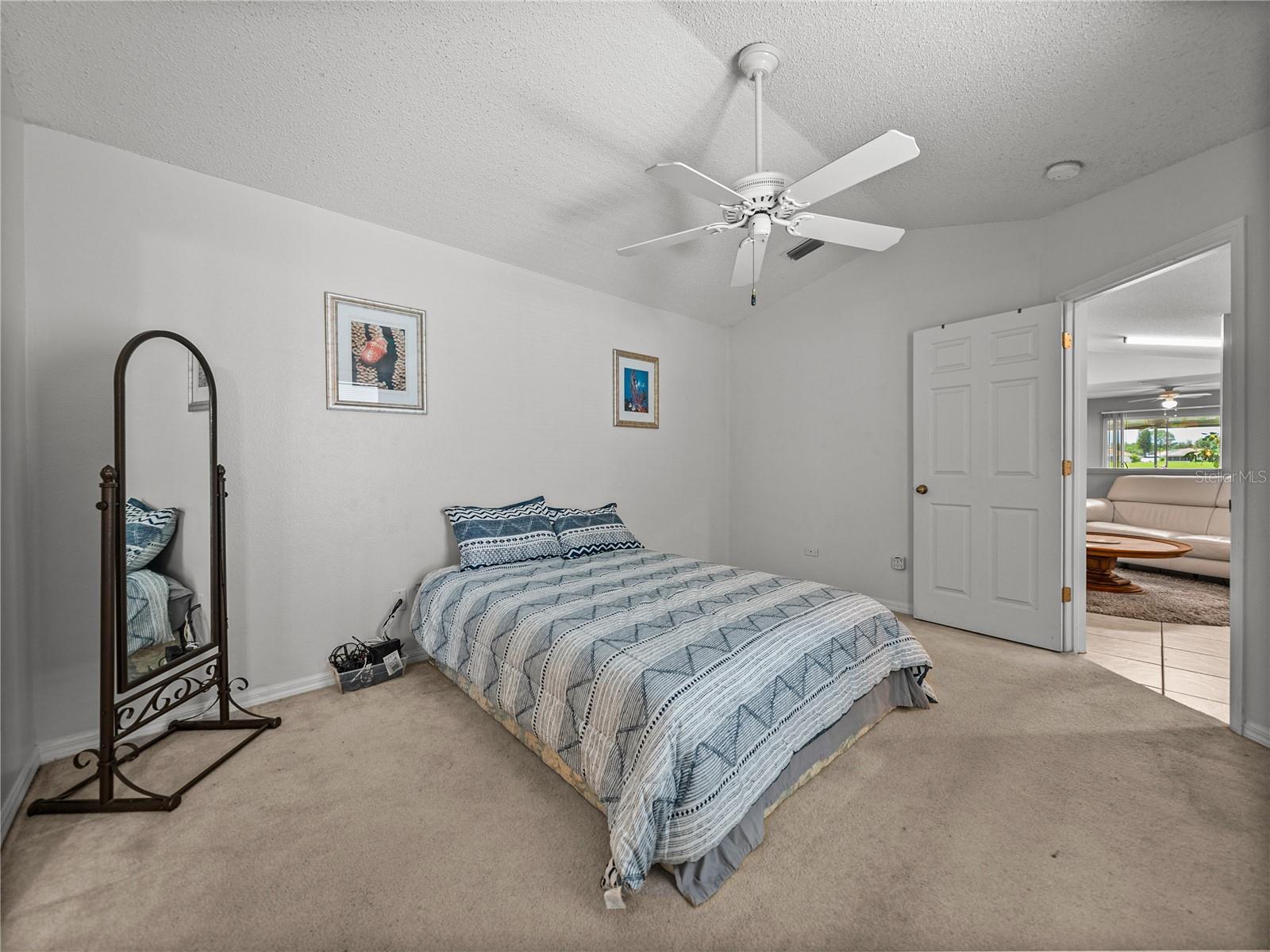 Image 31 of 44 For 22829 Saint Thomas Circle