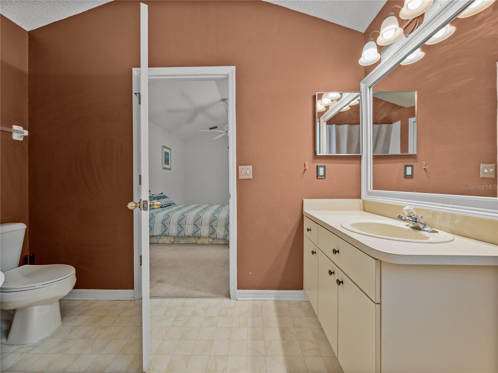 Image 34 of 44 For 22829 Saint Thomas Circle
