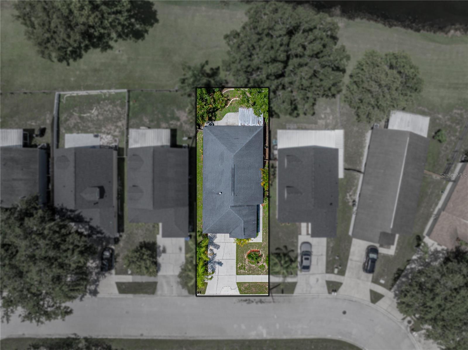 Image 4 of 44 For 22829 Saint Thomas Circle