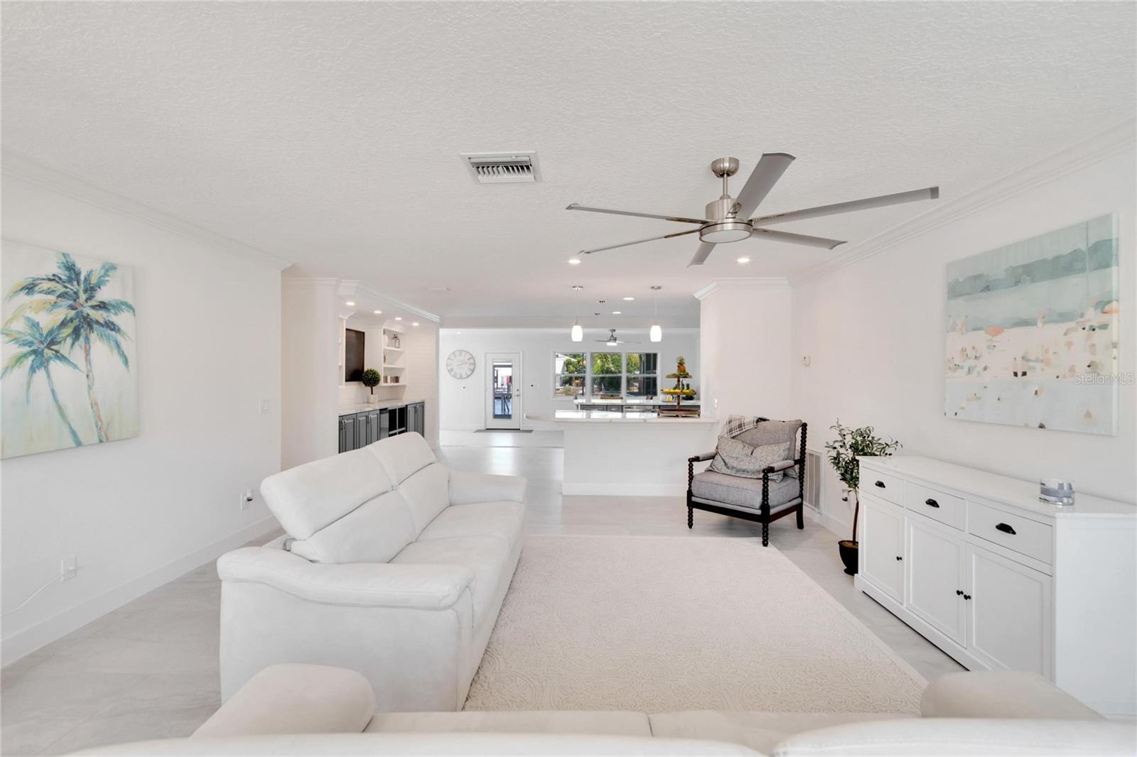 Image 12 of 90 For 805 Leisey Circle