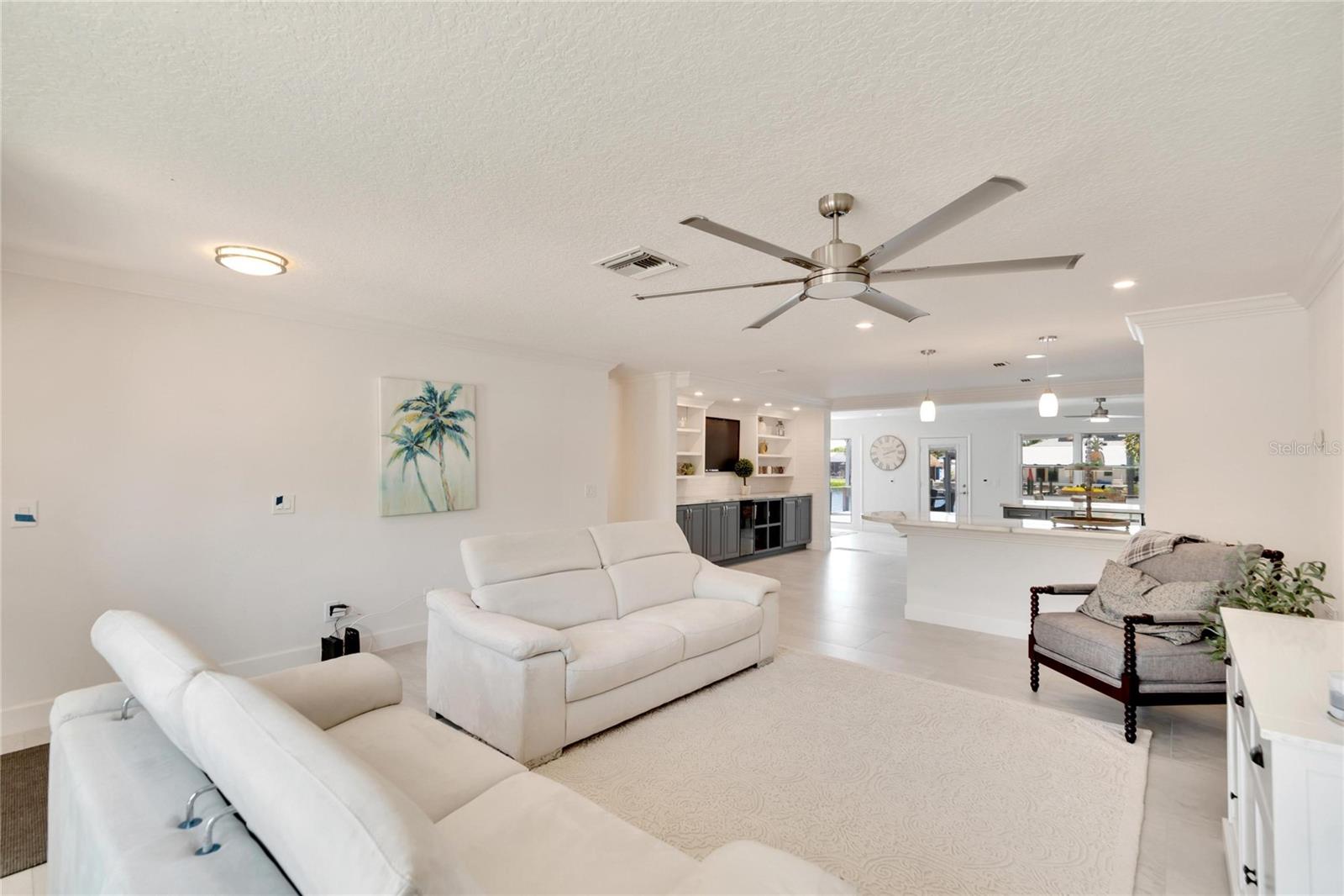 Image 13 of 90 For 805 Leisey Circle