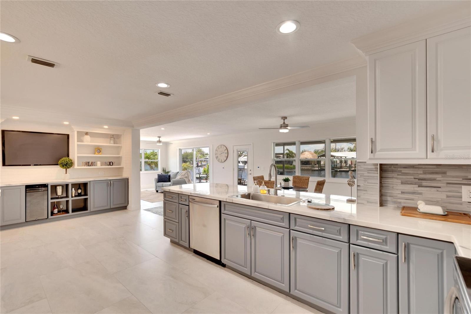 Image 25 of 90 For 805 Leisey Circle