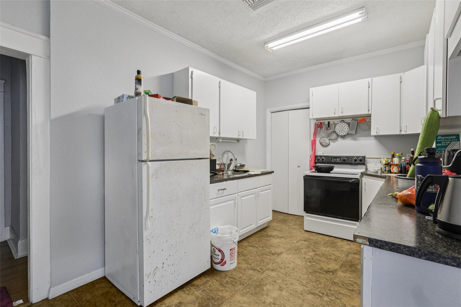 Image 15 of 21 For 2715 North A Street