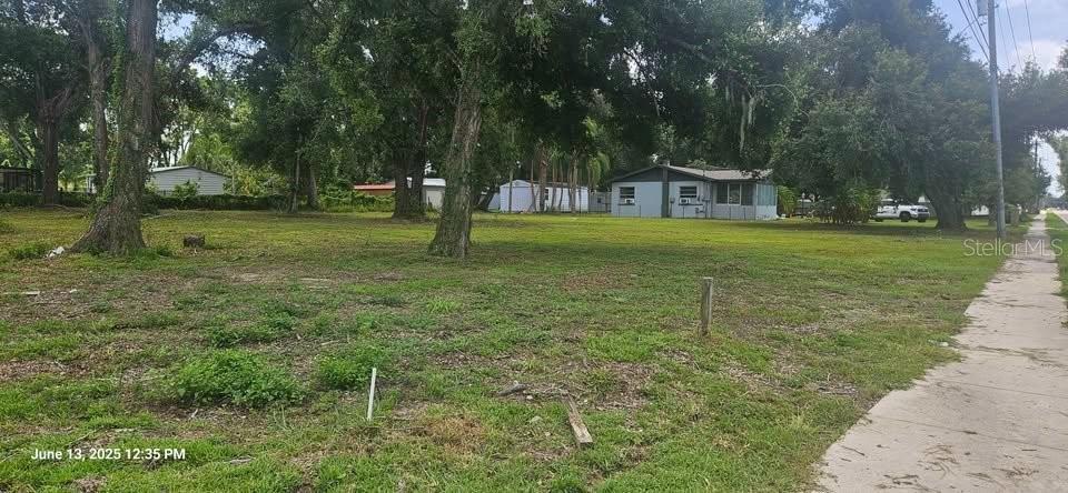 Listing photo id 8 for 1908 Kingsway Road