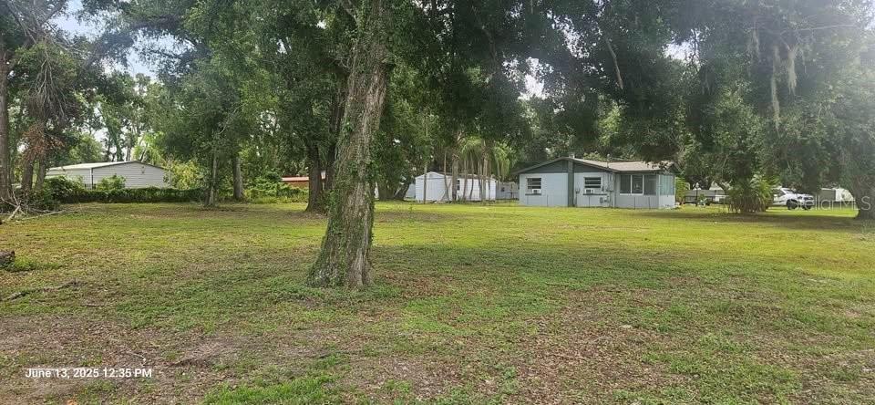 Listing photo id 7 for 1908 Kingsway Road