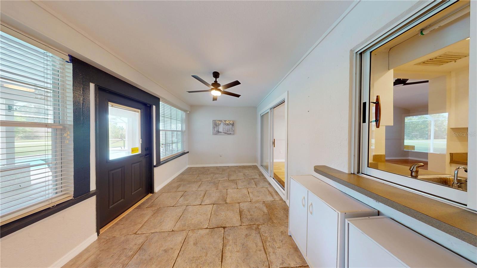 Image 16 of 30 For 7923 Ridge Pointe Drive E