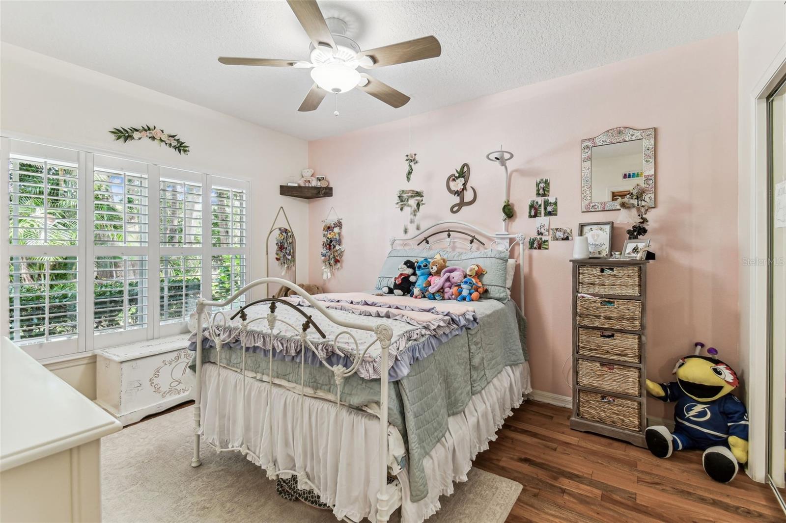 Image 17 of 29 For 17906 Loretta Lane
