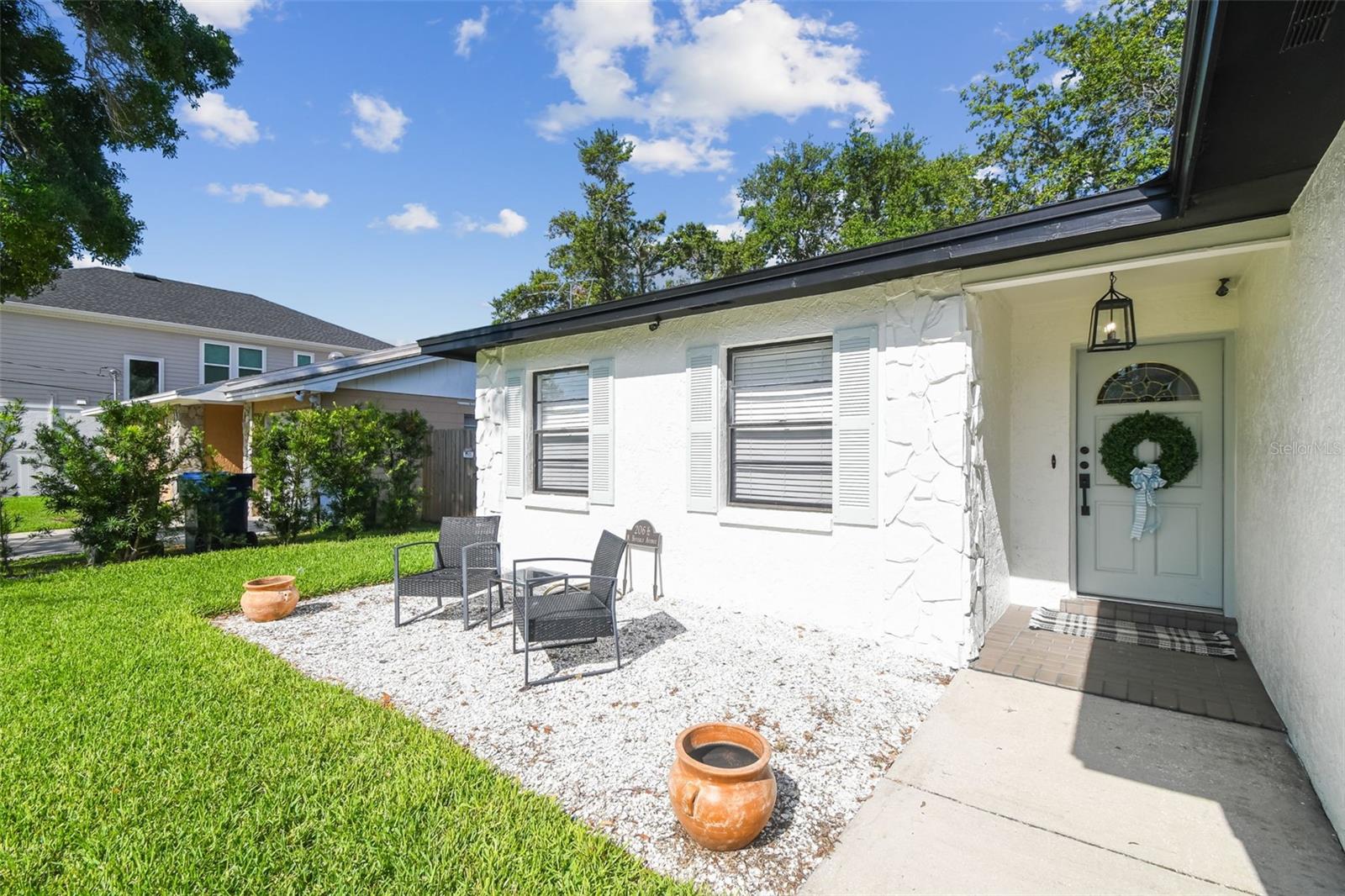 Image 12 of 73 For 206 Beverly Avenue 1-2