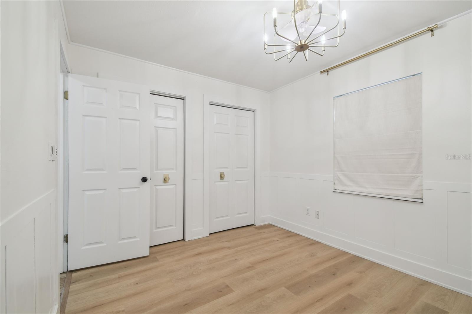Image 47 of 73 For 206 Beverly Avenue 1-2
