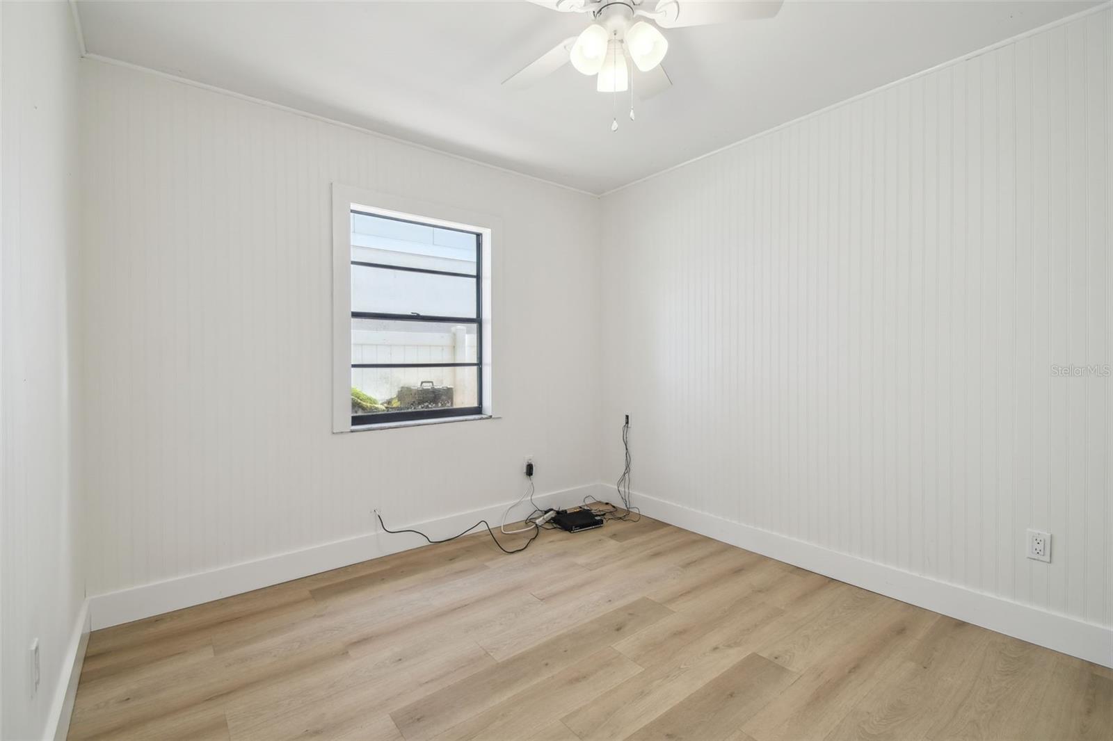 Image 51 of 73 For 206 Beverly Avenue 1-2