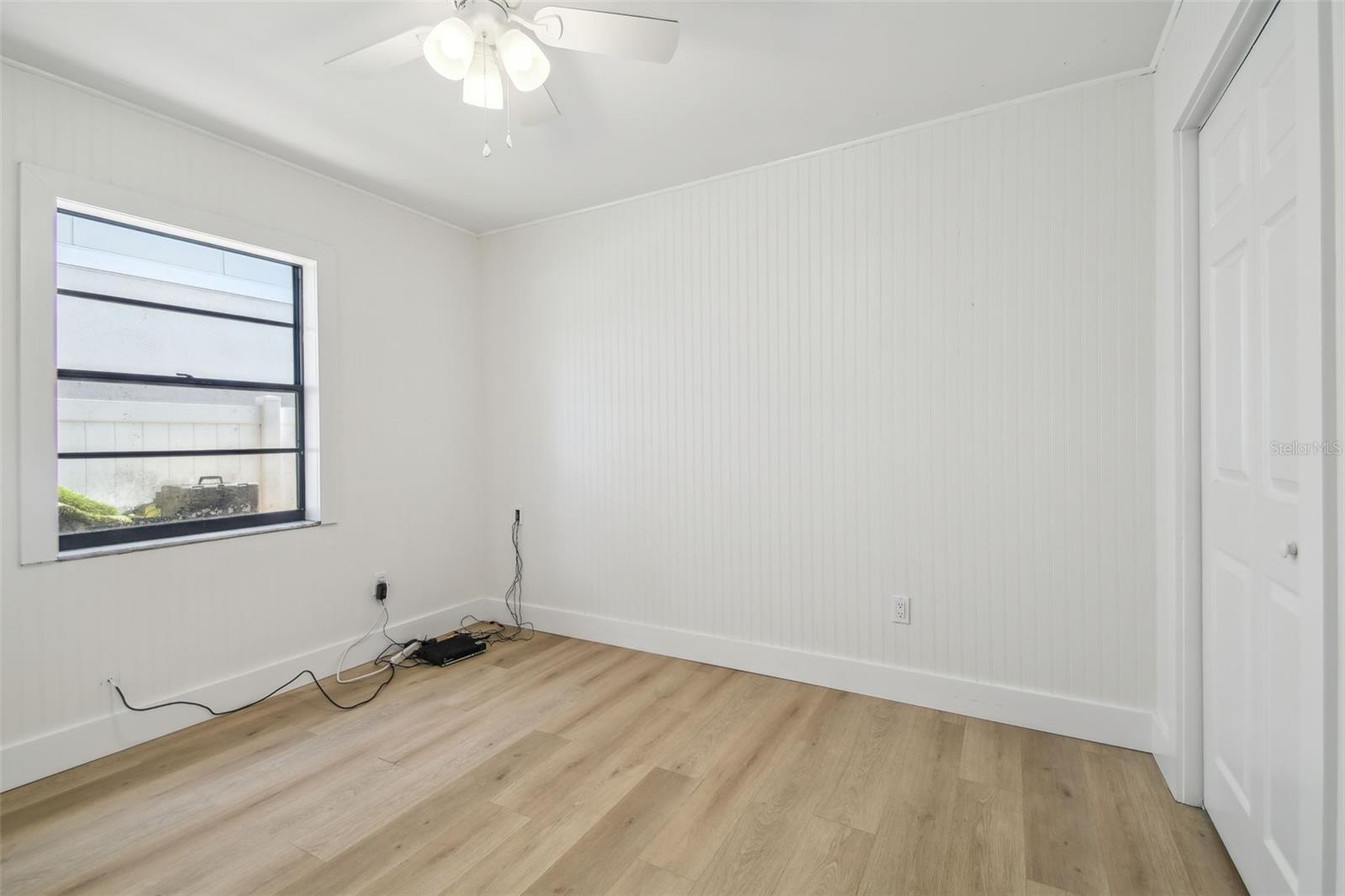 Image 52 of 73 For 206 Beverly Avenue 1-2