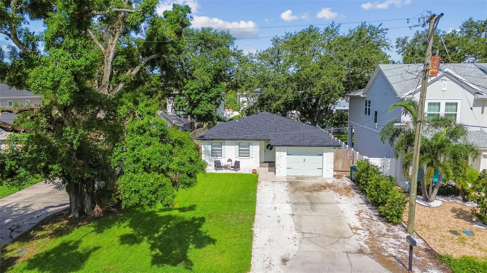 Image 66 of 73 For 206 Beverly Avenue 1-2