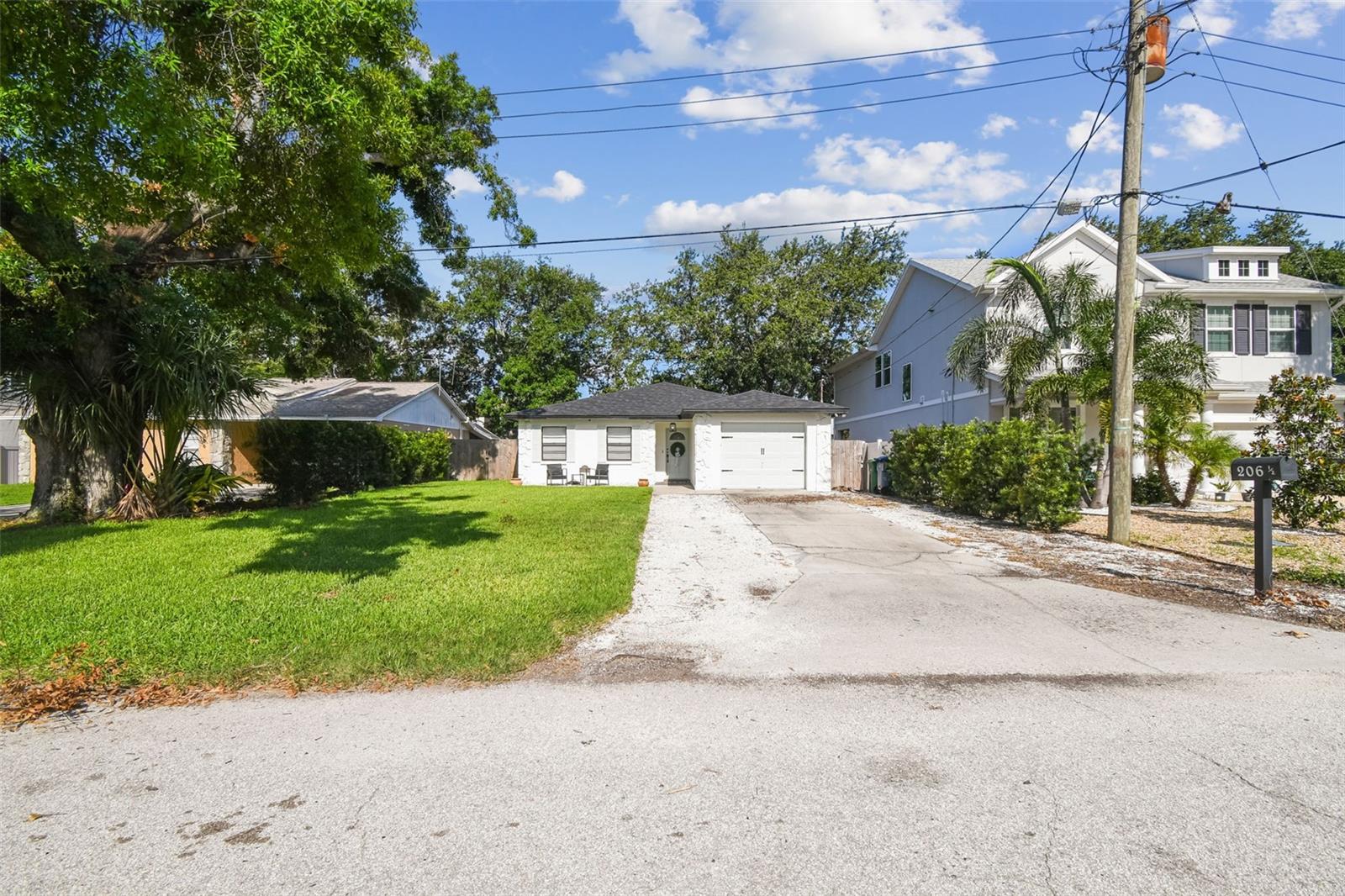 Image 70 of 73 For 206 Beverly Avenue 1-2