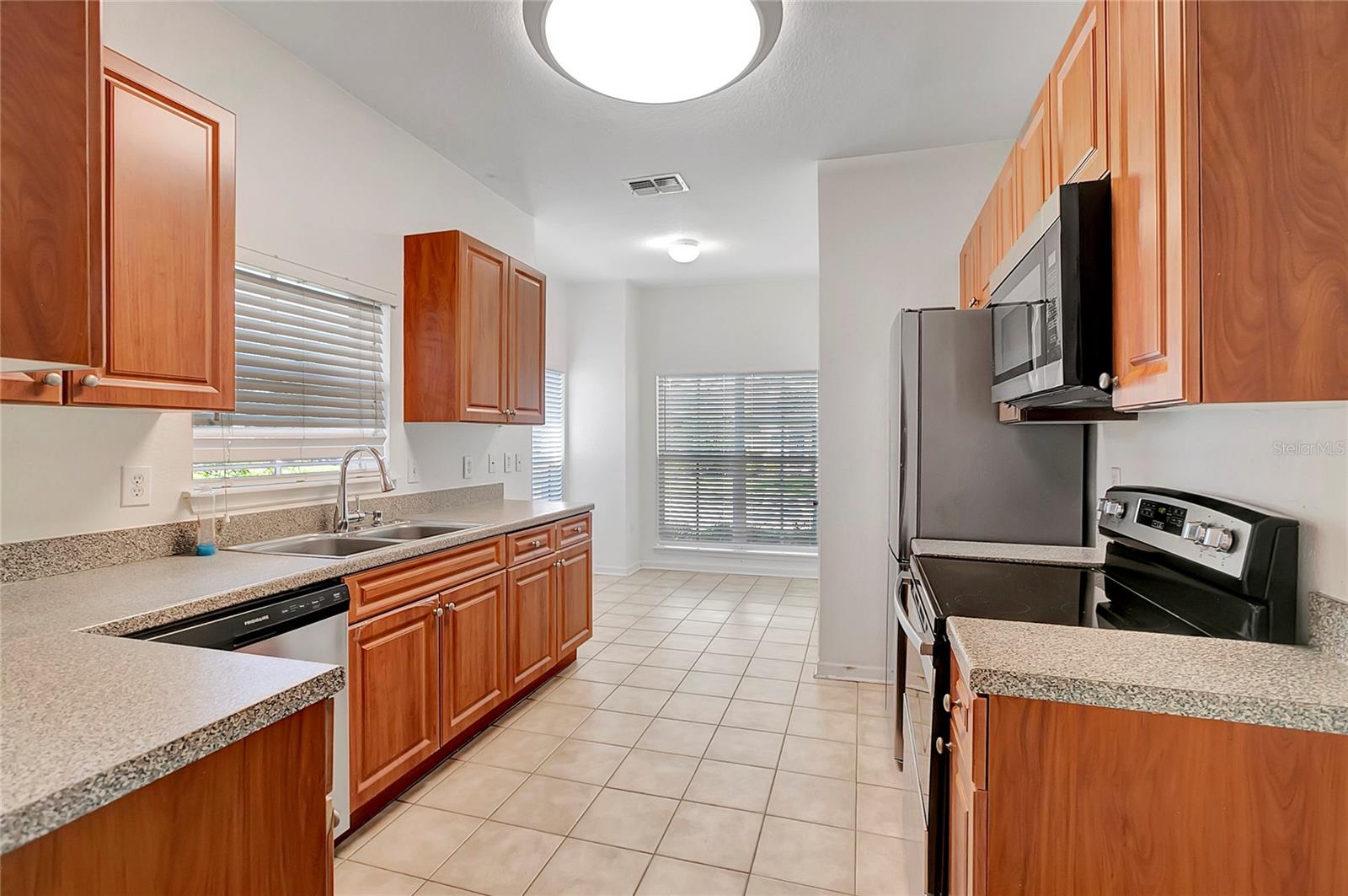 Image 6 of 32 For 7812 Tipperary Ln.