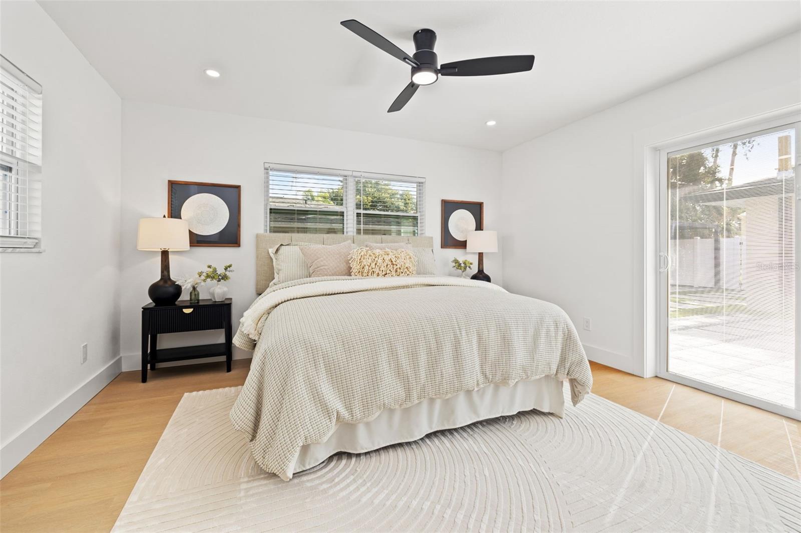 Image 24 of 61 For 497 Capri Way Ne