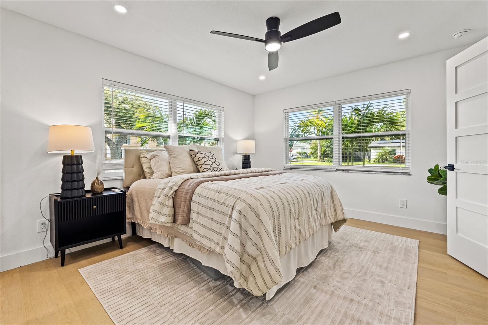 Image 37 of 61 For 497 Capri Way Ne