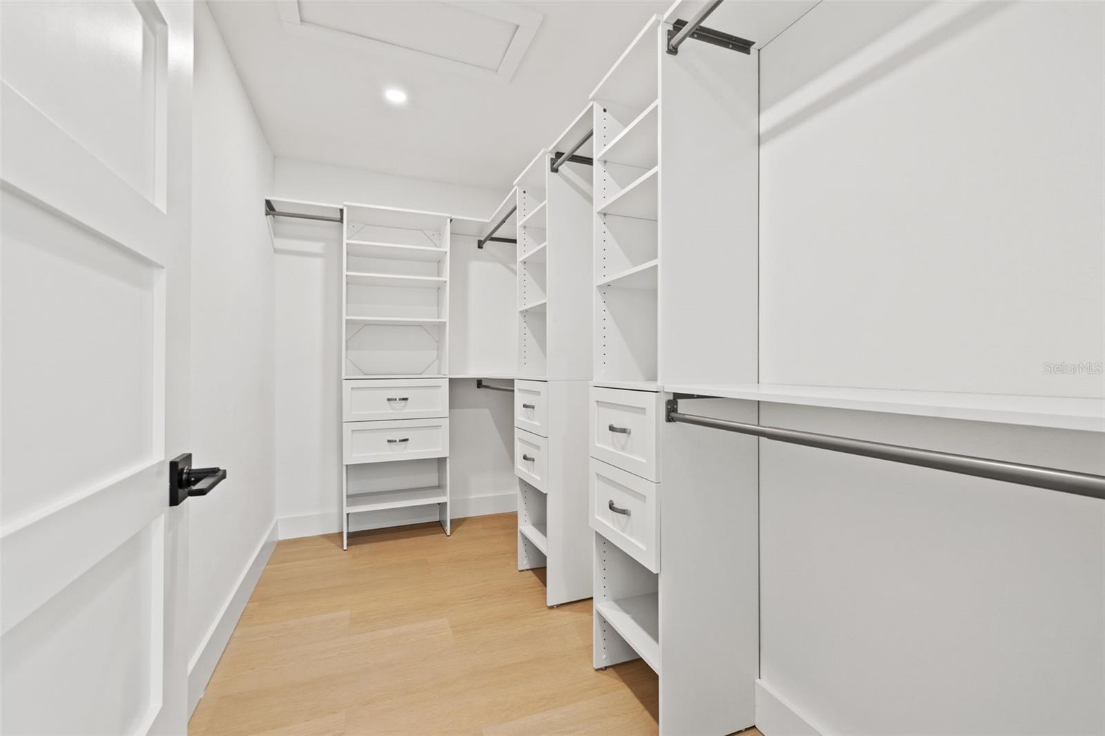 Image 38 of 61 For 497 Capri Way Ne