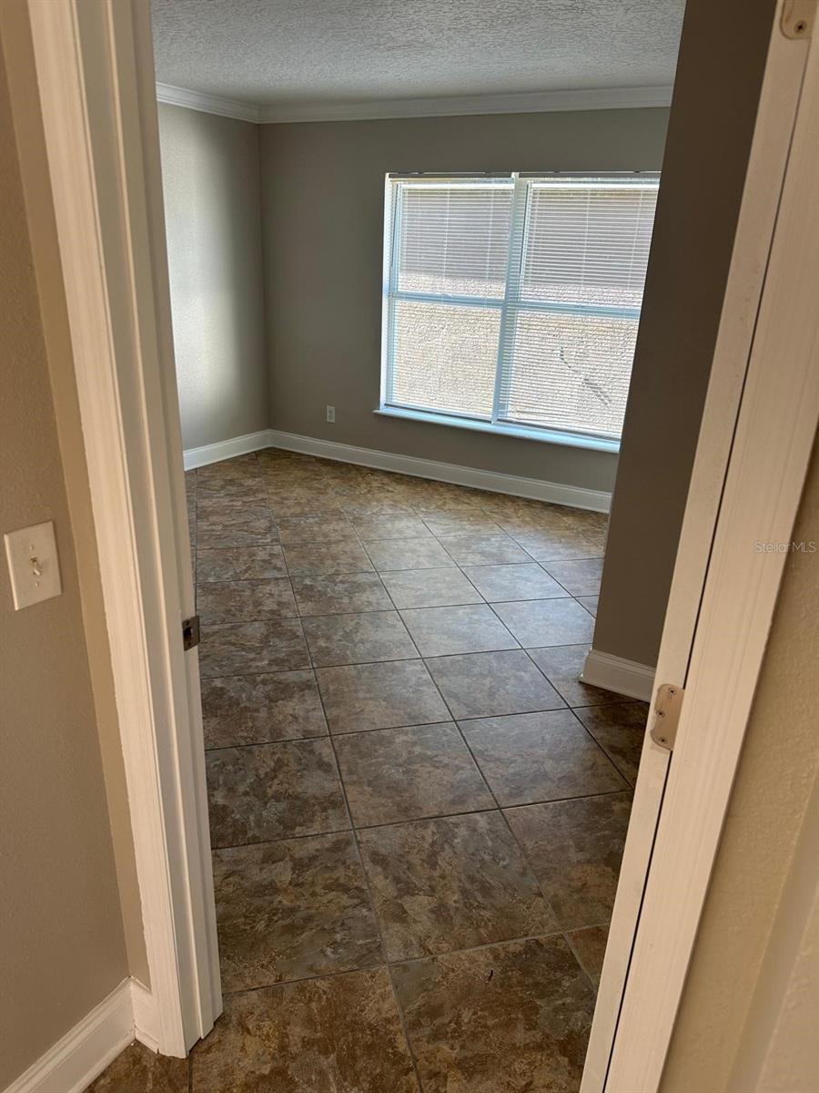 Image 4 of 18 For 908 Stallion Way