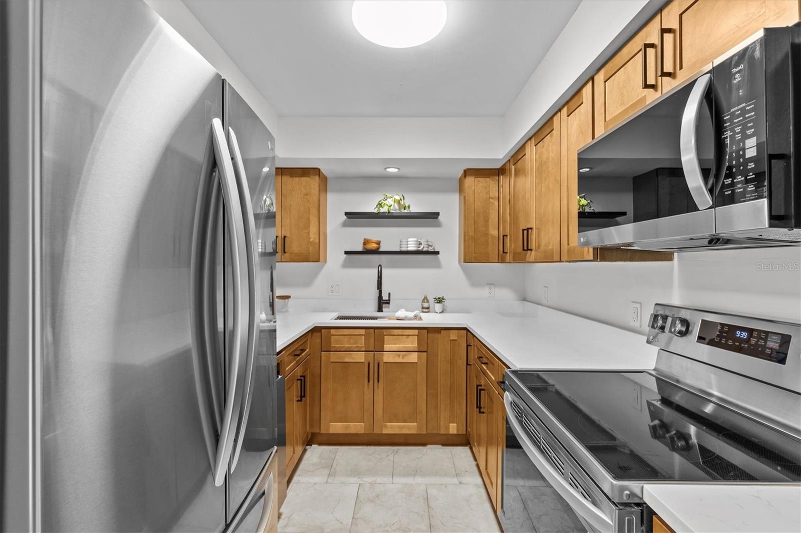 Image 11 of 36 For 4540 Overlook Drive Ne 246