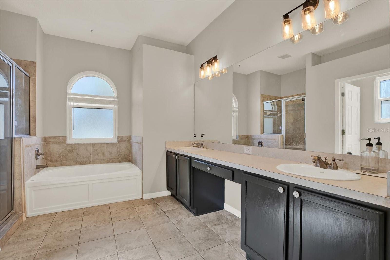 Image 6 of 50 For 20835 Lake Talia Boulevard