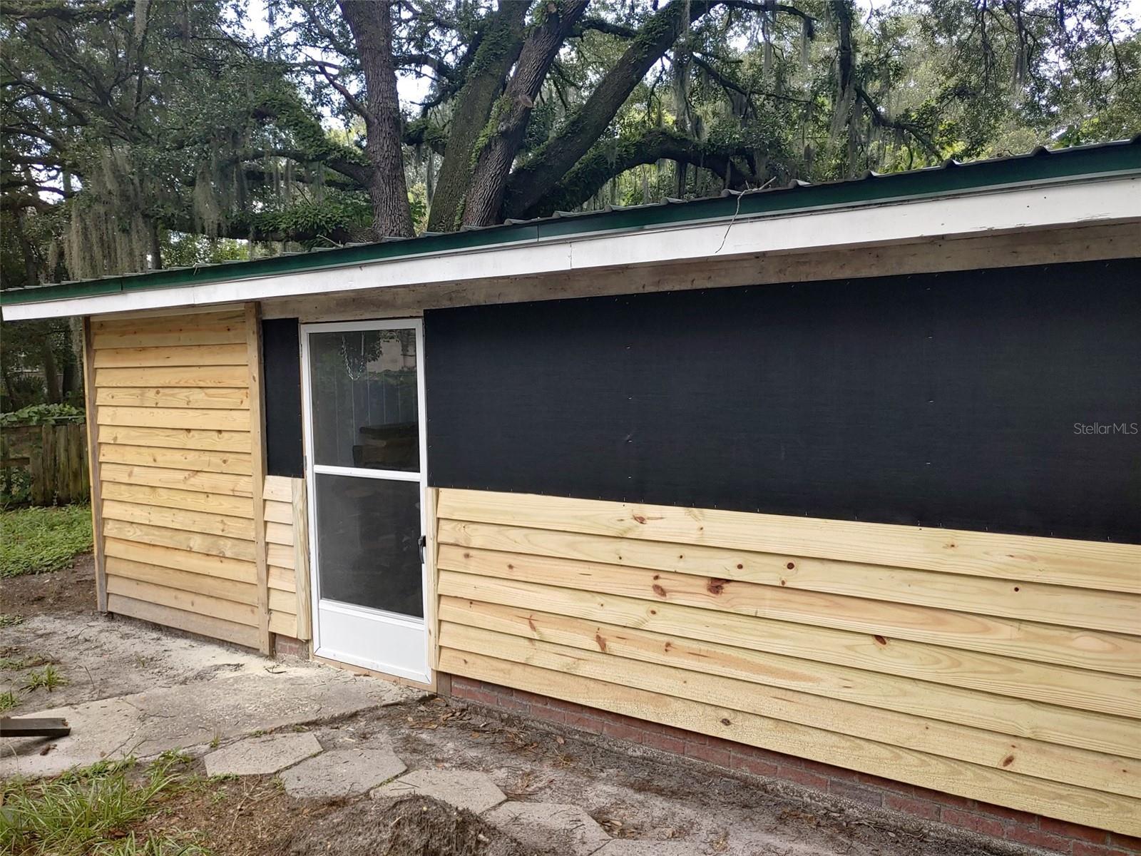 Image 12 of 17 For 1064 12th Street