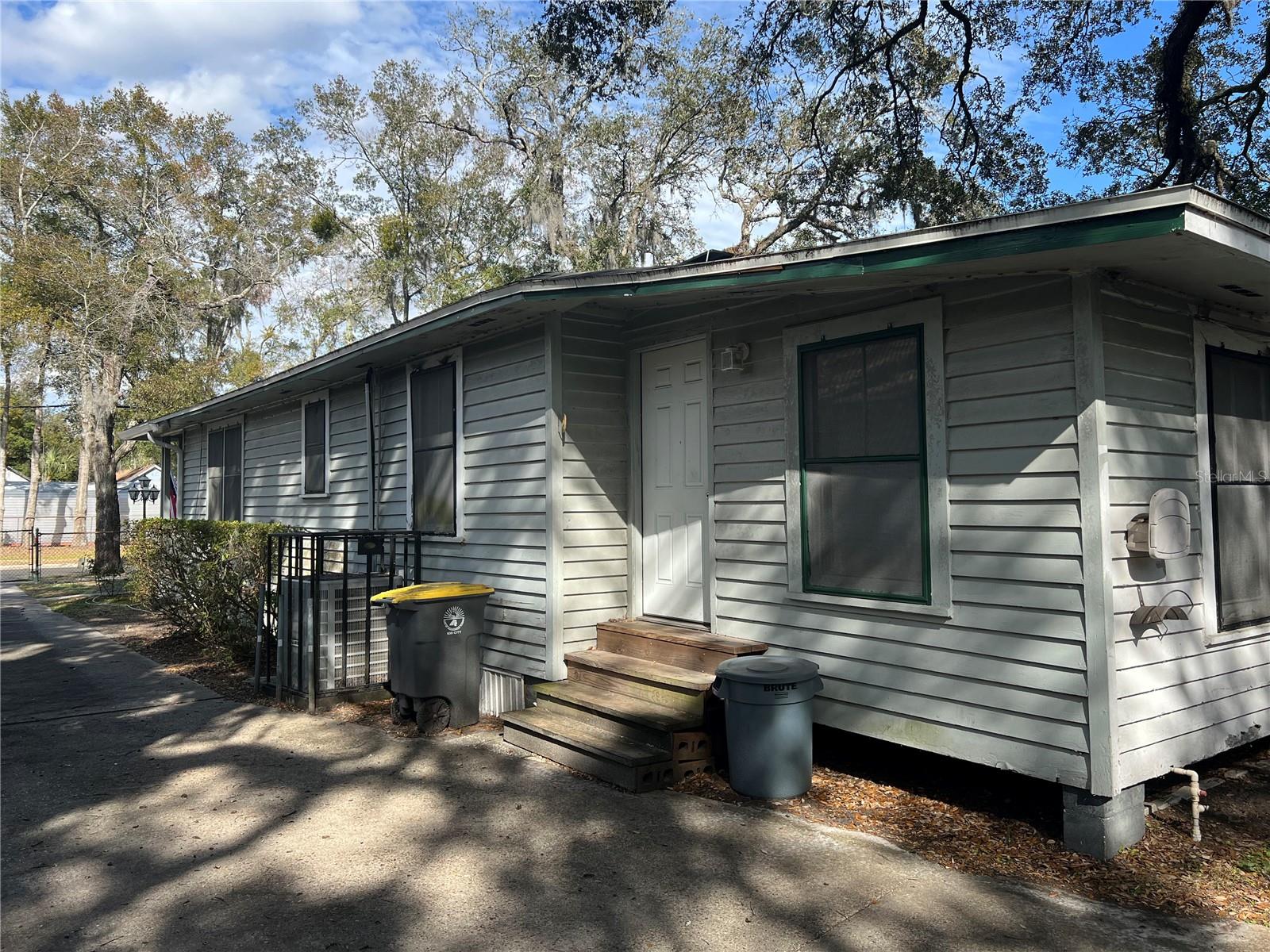 Image 2 of 17 For 1064 12th Street