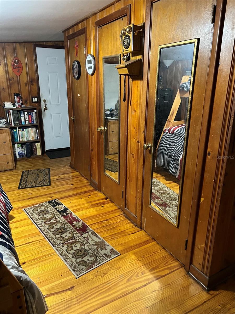 Image 3 of 17 For 1064 12th Street