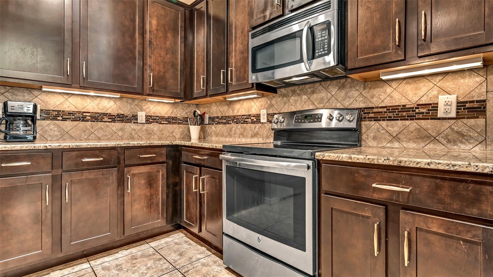 Image 11 of 46 For 12920 Whittington Court