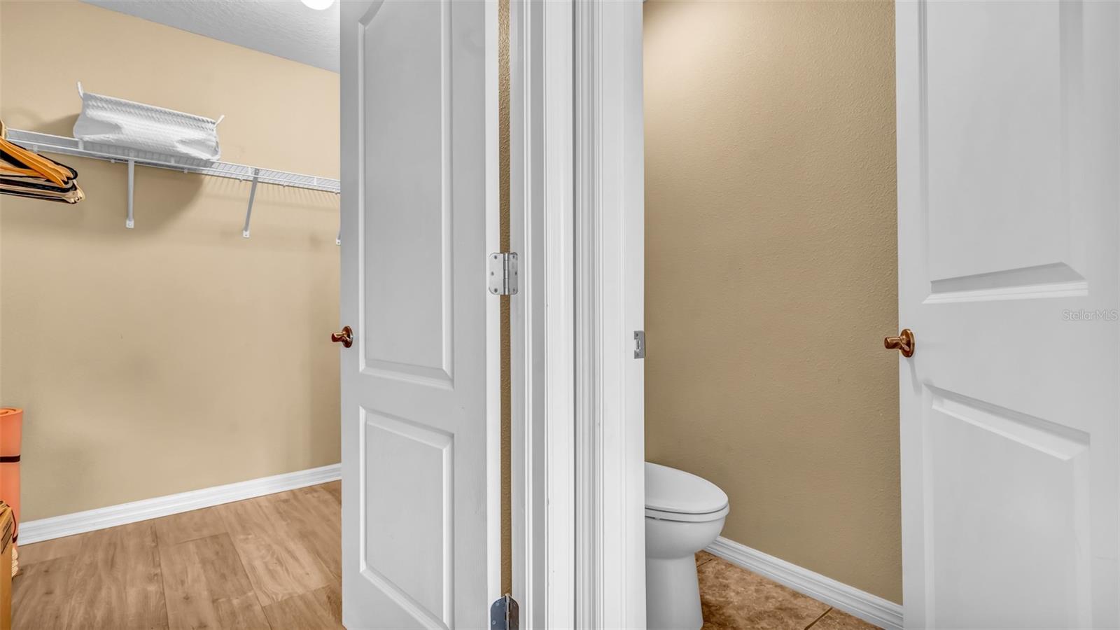 Image 24 of 46 For 12920 Whittington Court