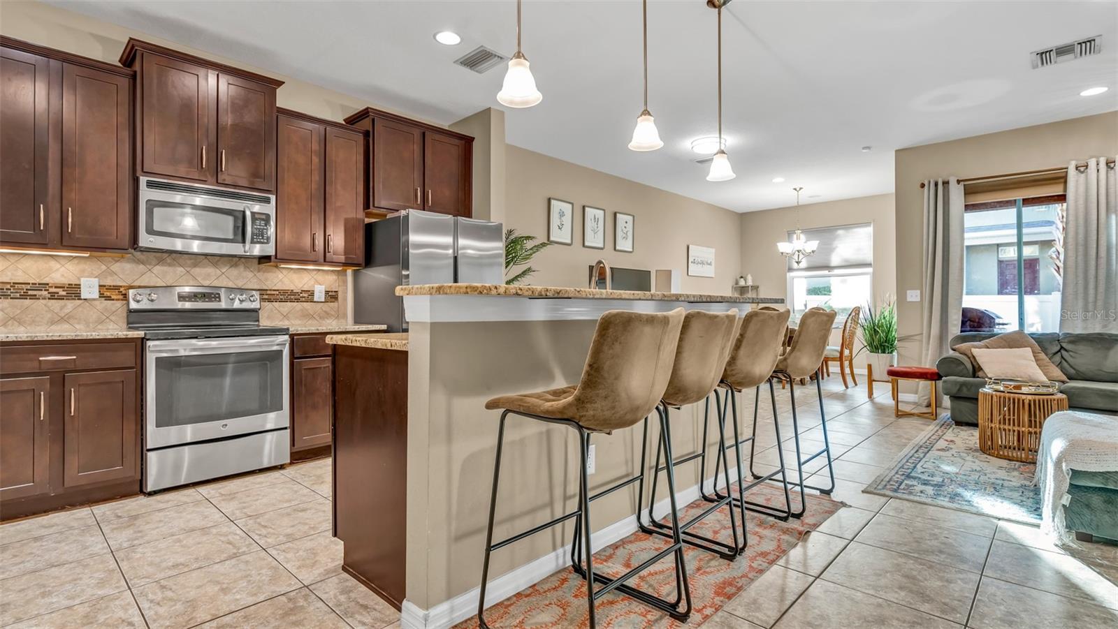 Image 9 of 46 For 12920 Whittington Court
