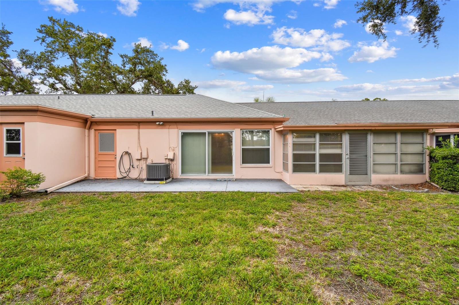 Listing photo id 20 for 8319 Annwood Road