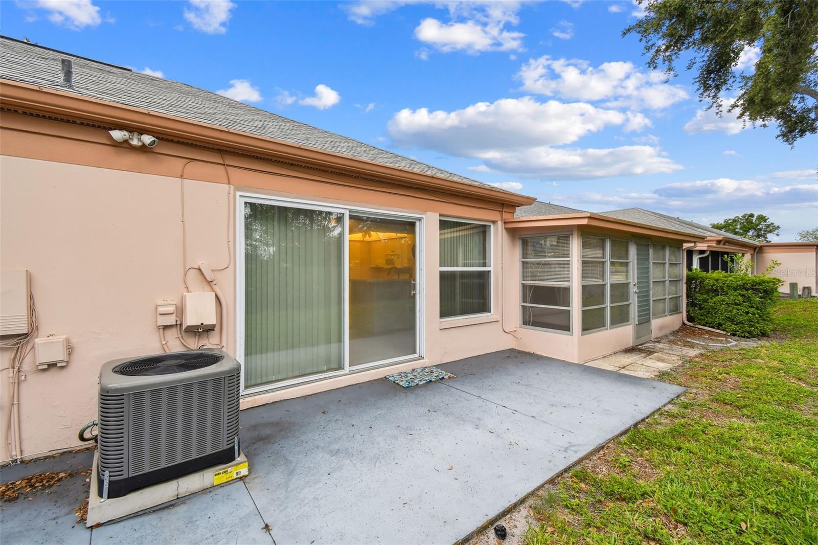 Listing photo id 21 for 8319 Annwood Road