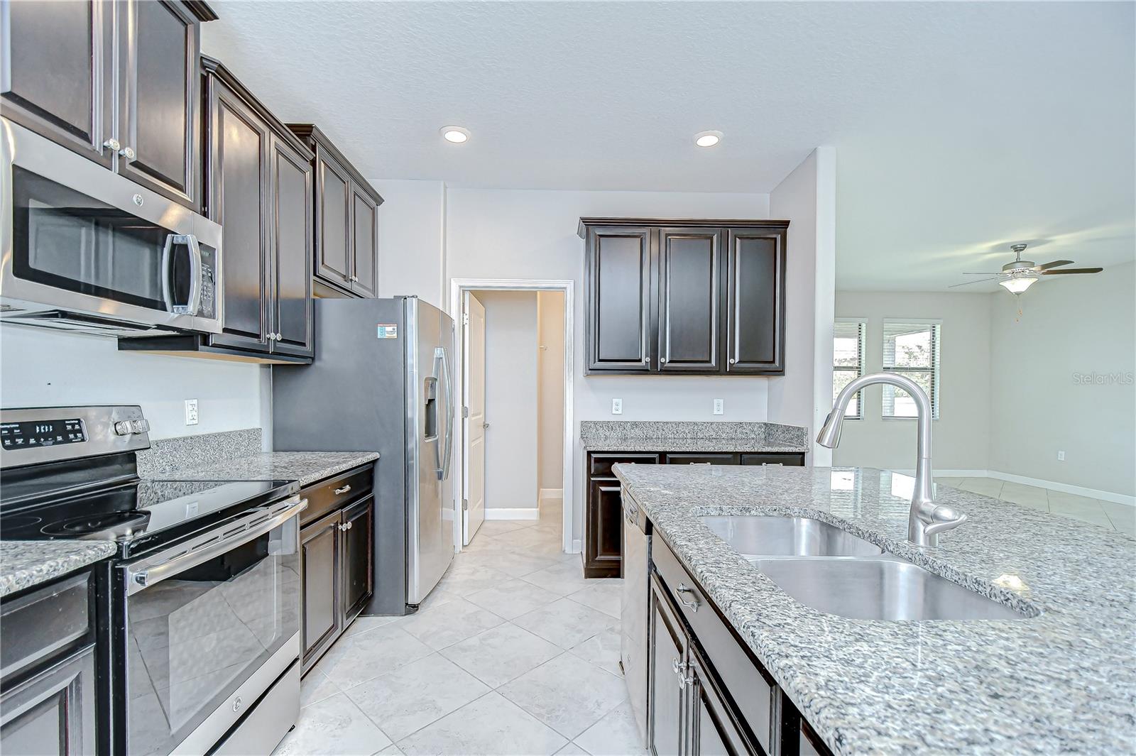 Image 11 of 67 For 11011 Little Blue Heron Drive
