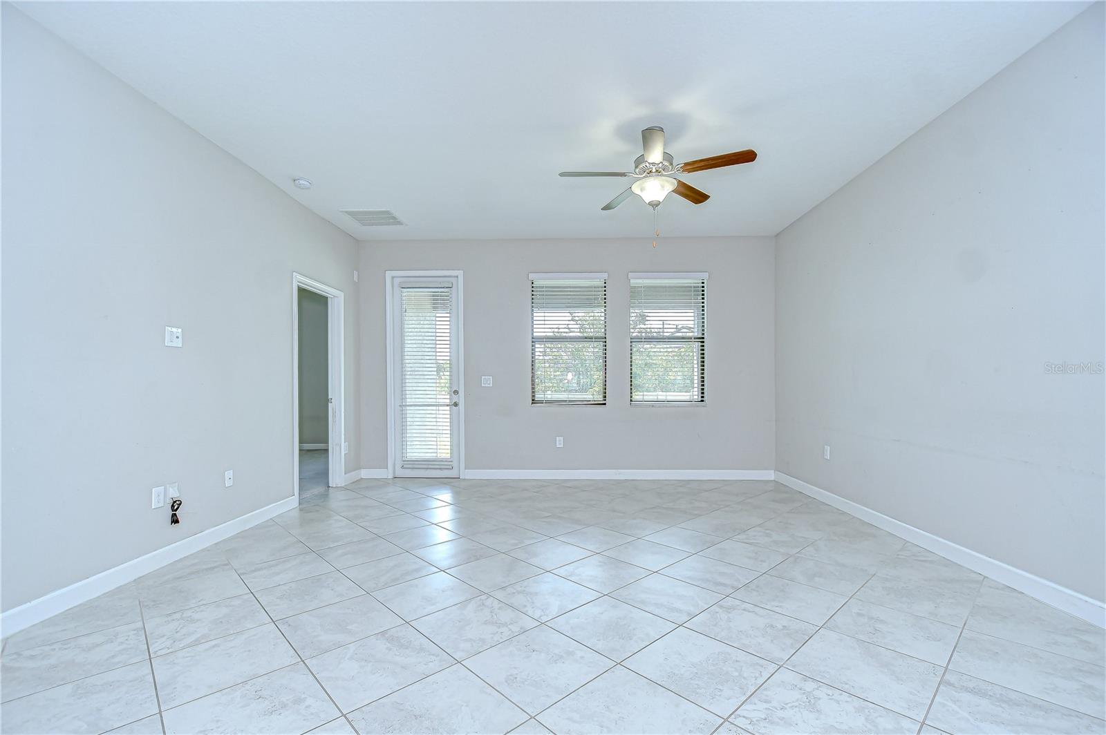 Image 18 of 67 For 11011 Little Blue Heron Drive