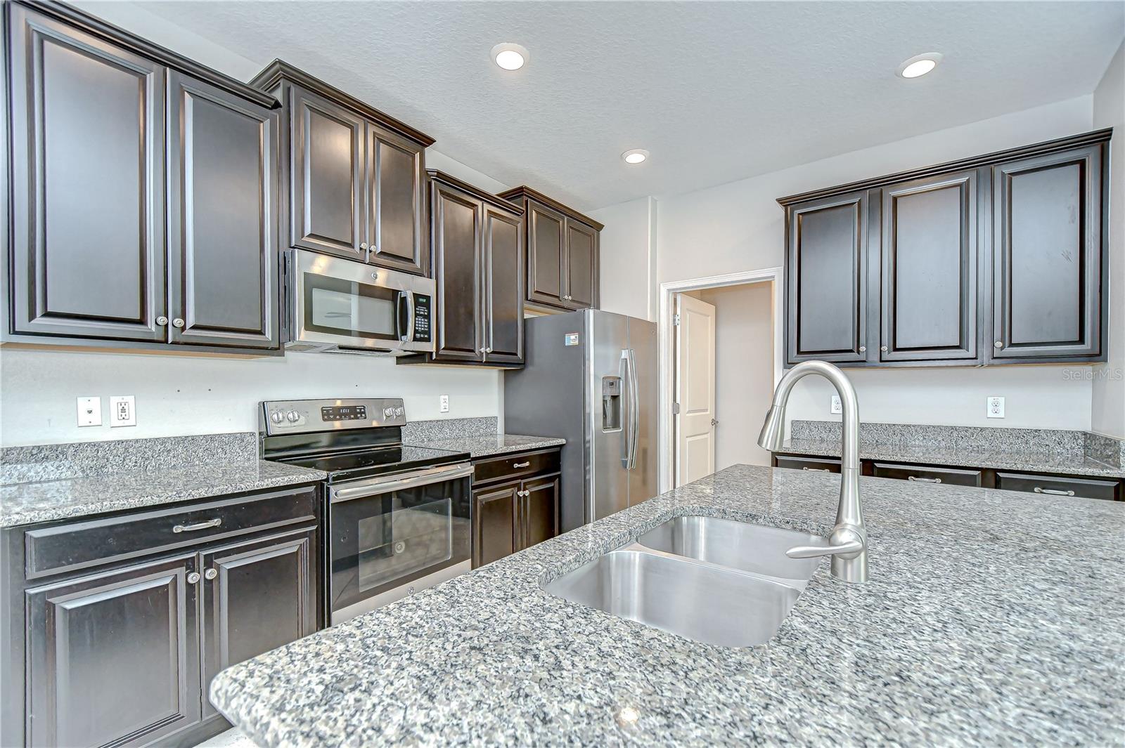 Image 7 of 67 For 11011 Little Blue Heron Drive