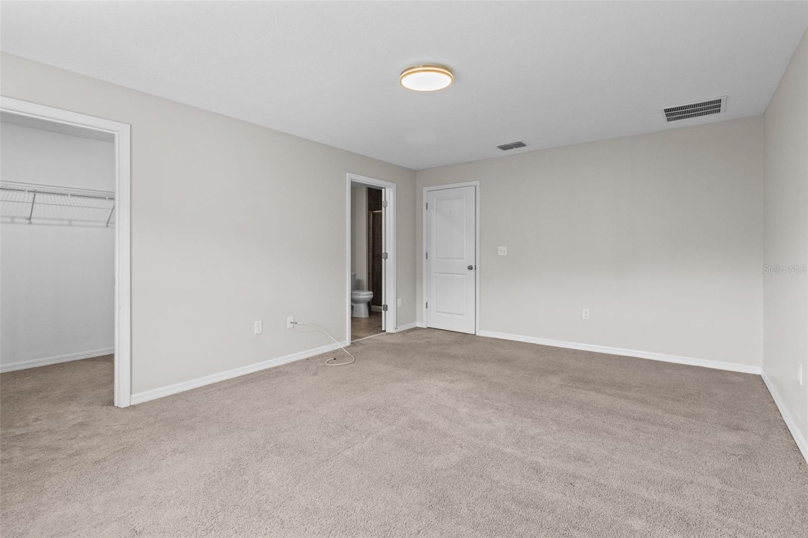 Image 21 of 40 For 9768 Pembrooke Pines Drive