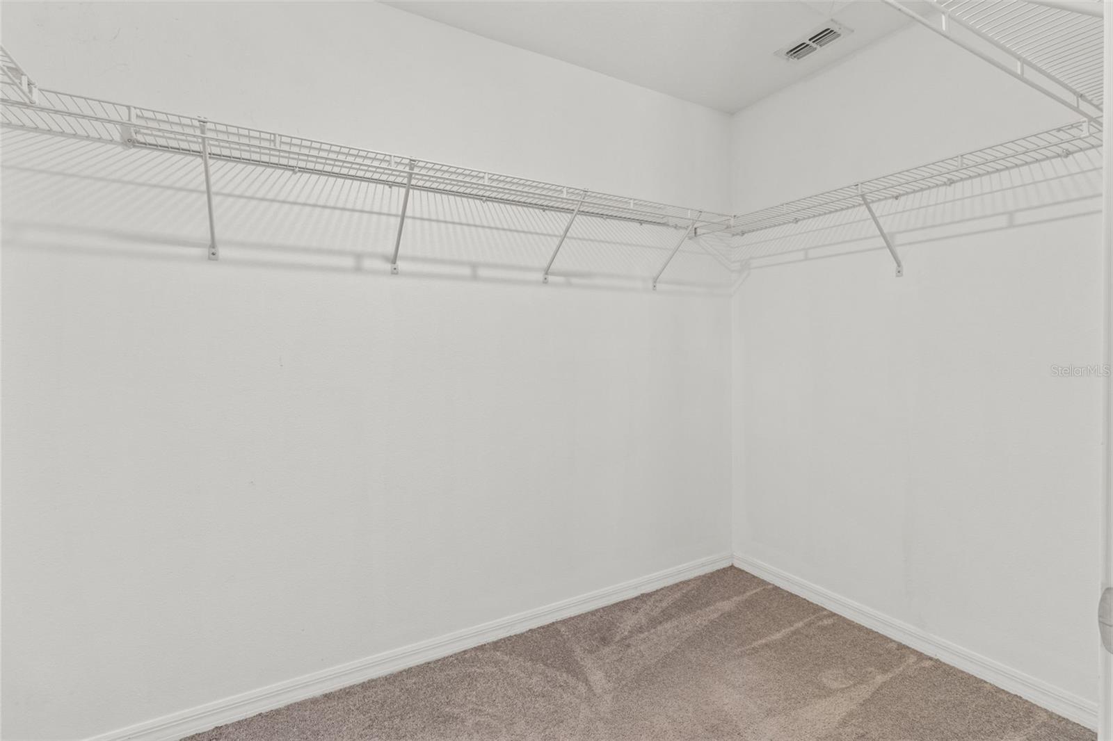Image 22 of 40 For 9768 Pembrooke Pines Drive