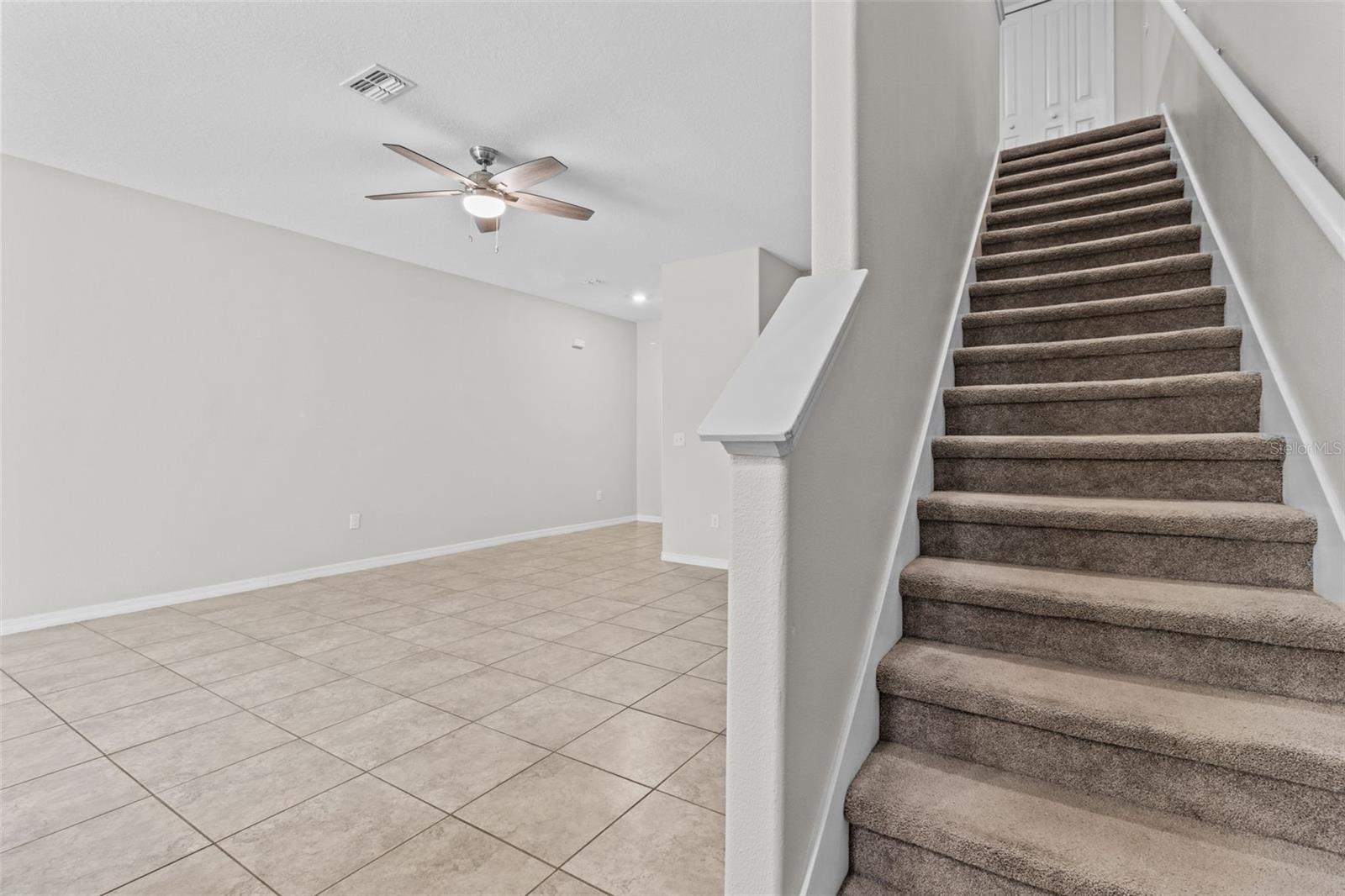 Image 8 of 40 For 9768 Pembrooke Pines Drive