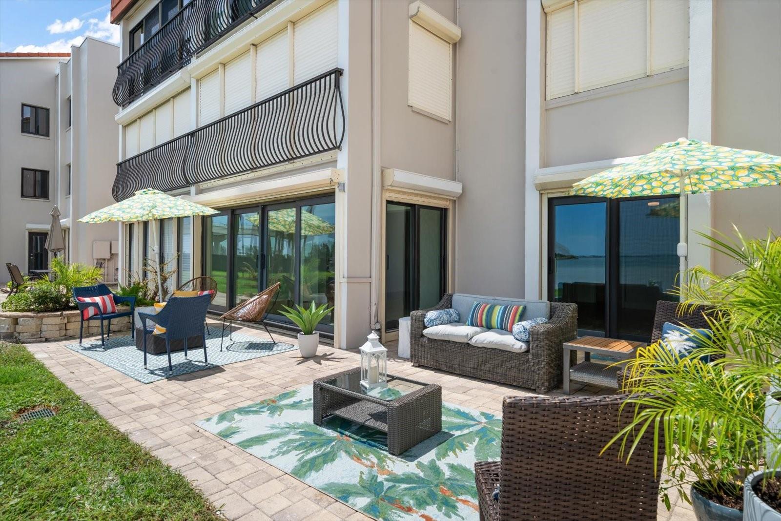 Image 2 of 45 For 825 Gulfview Boulevard 104