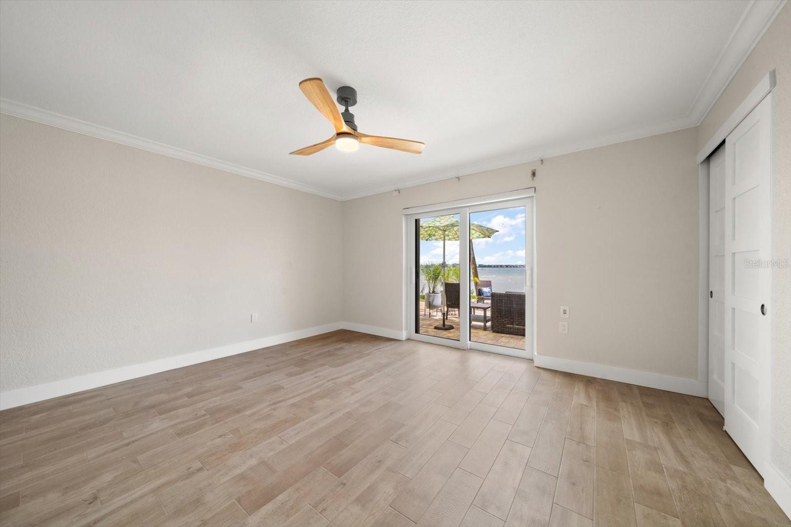 Image 24 of 45 For 825 Gulfview Boulevard 104