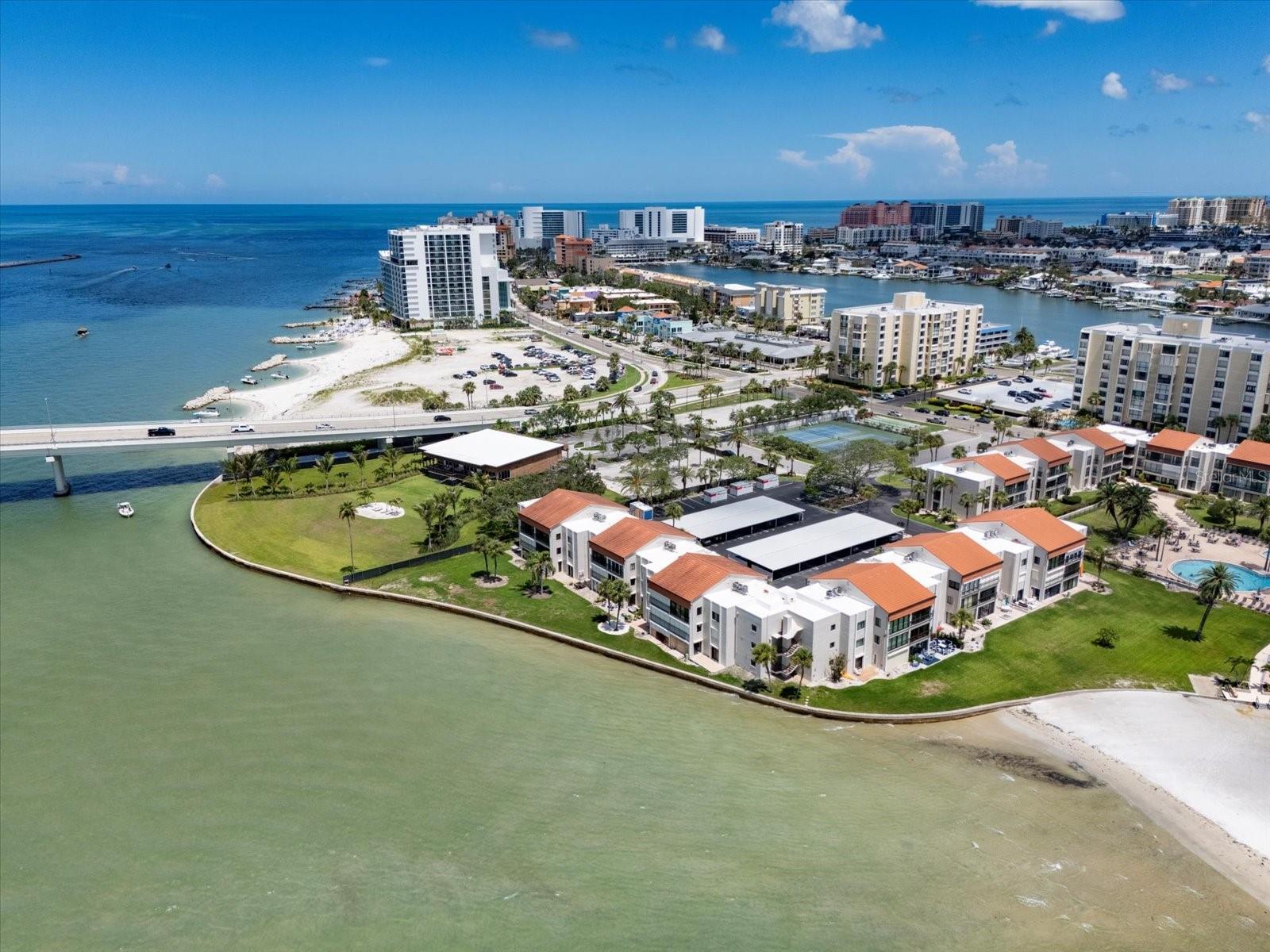 Image 35 of 45 For 825 Gulfview Boulevard 104