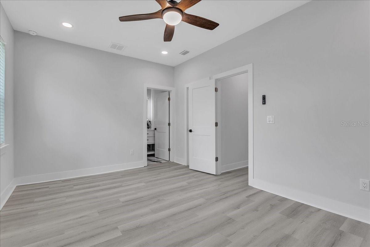 Image 39 of 65 For 4120 North A Street 7