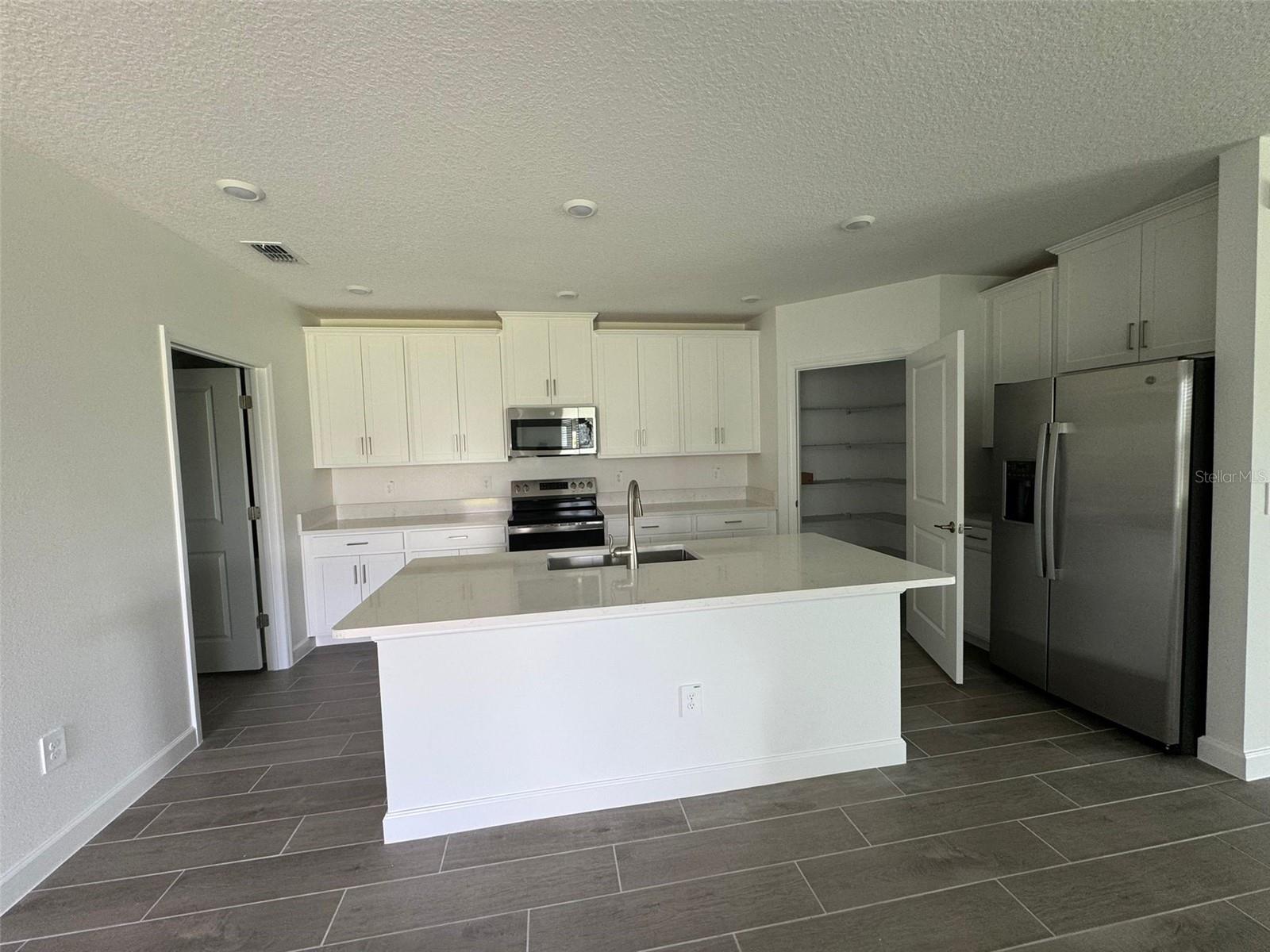 Image 19 of 50 For 32040 Griffin Sands Ln