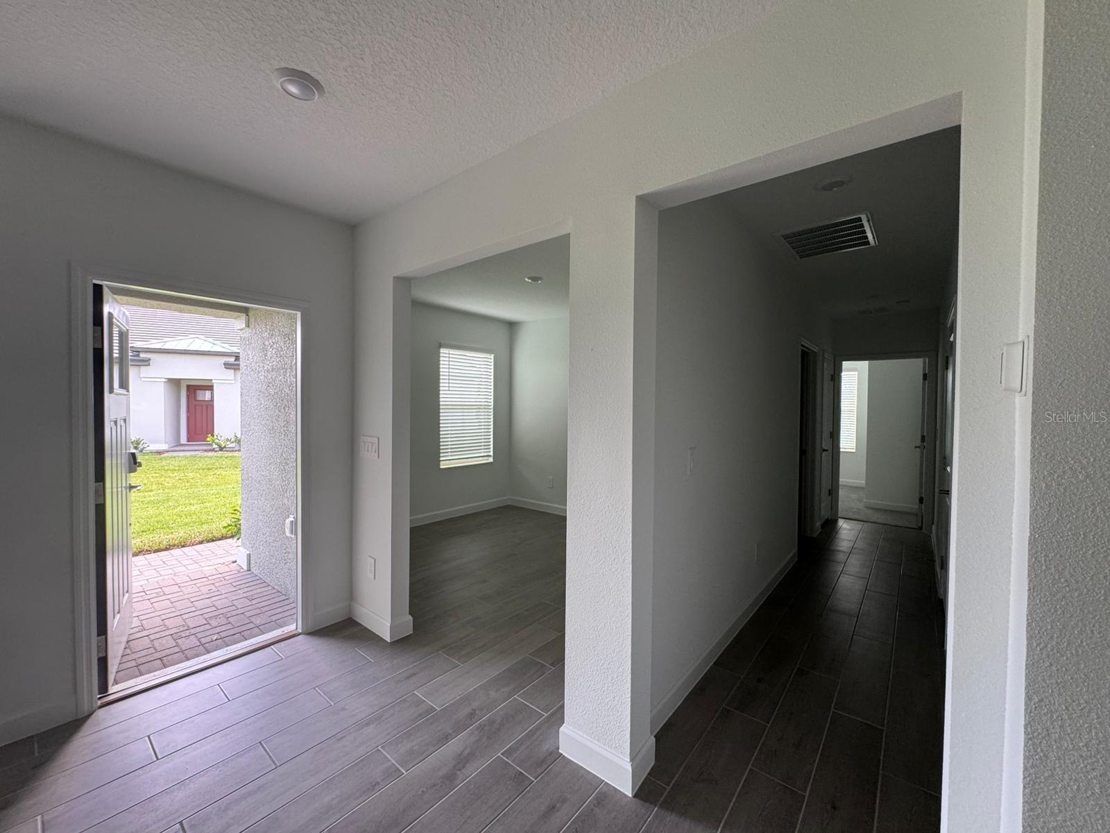 Image 31 of 50 For 32040 Griffin Sands Ln