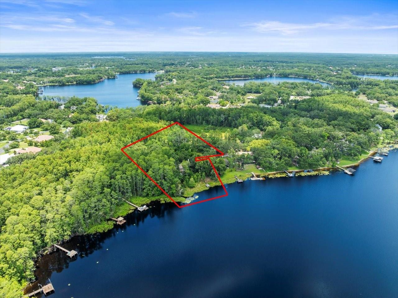 Listing photo id 8 for 16035 Chastain Road