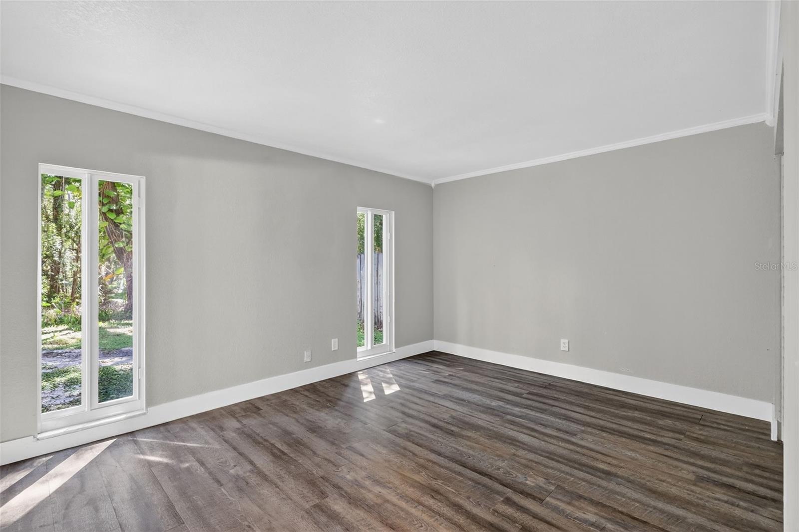 Image 19 of 36 For 16133 Ravendale Drive