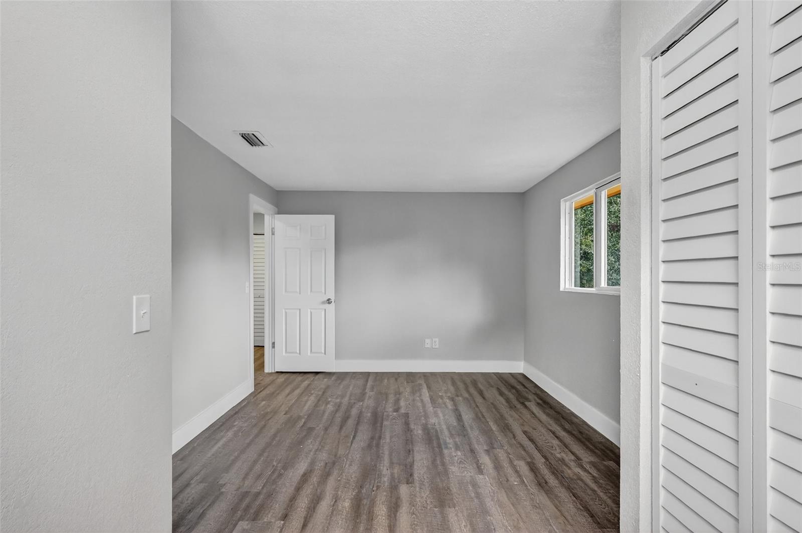 Image 30 of 36 For 16133 Ravendale Drive