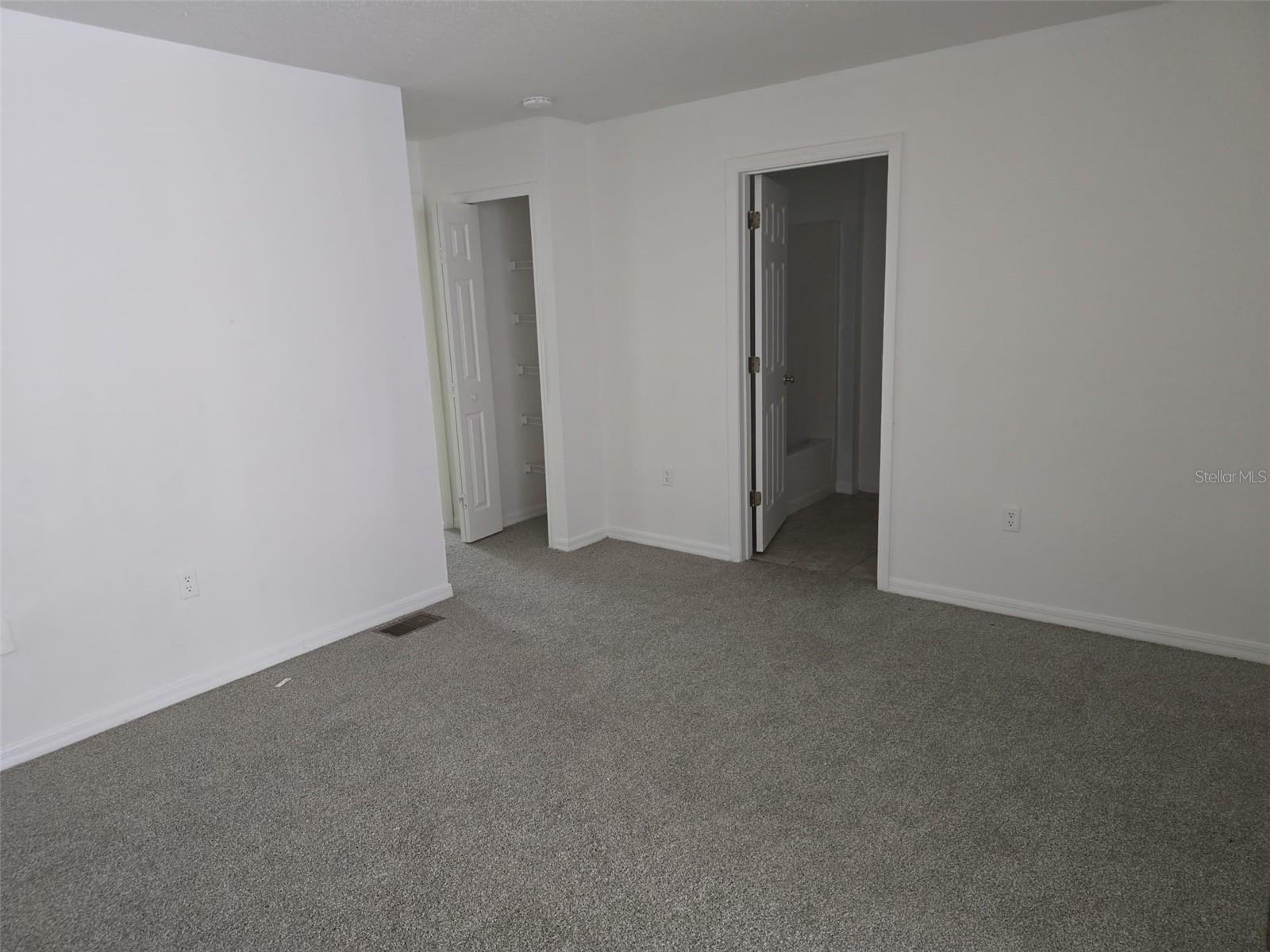 Image 10 of 13 For 9958 Ashburn Lake Drive