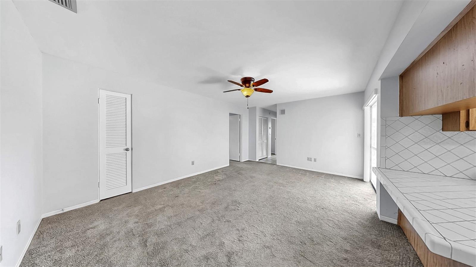Image 17 of 44 For 8671 11th Street N