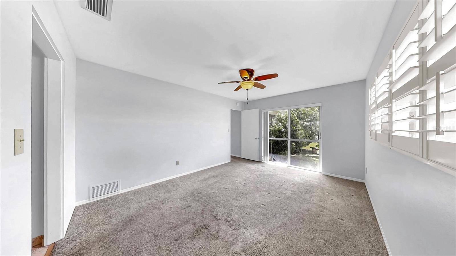 Image 18 of 44 For 8671 11th Street N
